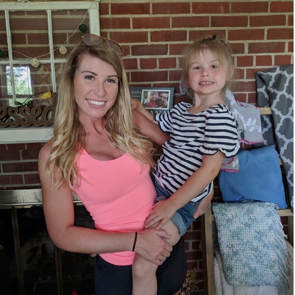 Meet your Posher, Anville - Picture 3 of 6